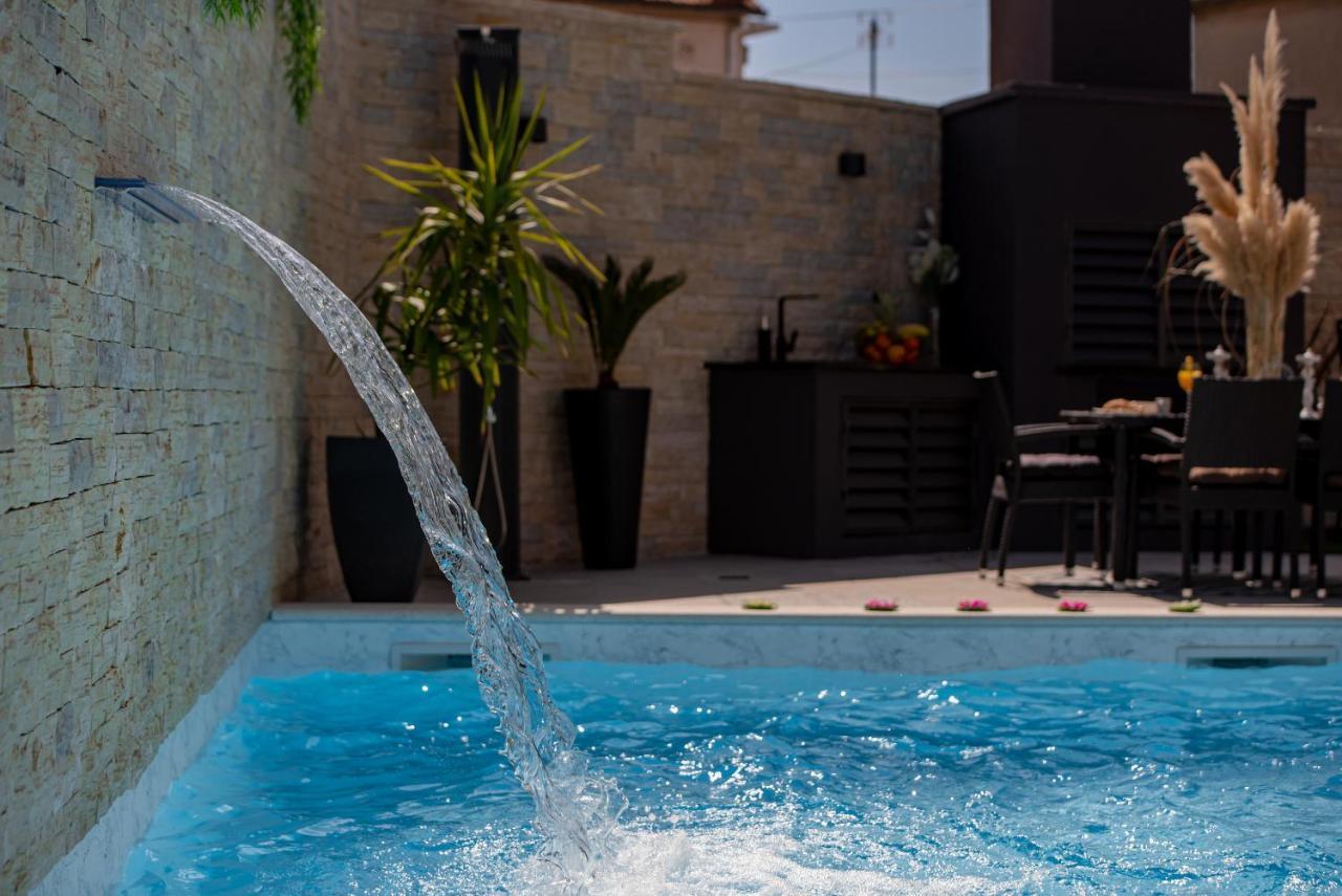 Tyra Delux Apartment Zadar Exterior photo